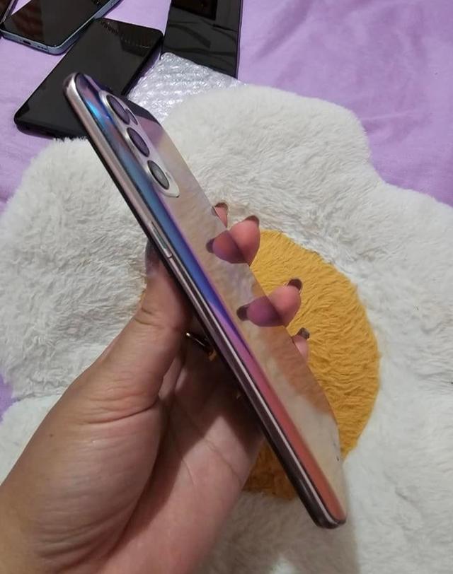 Oppo Reno 5 สีสวยๆ 6