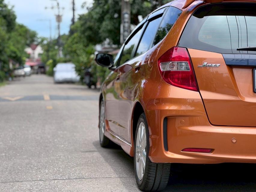HONDA JAZZ 1.5SV TOP MC แล้ว HATCH BACK 5 ประตู ปี 2012 รถบ้านมือเดียว สภาพดี 11