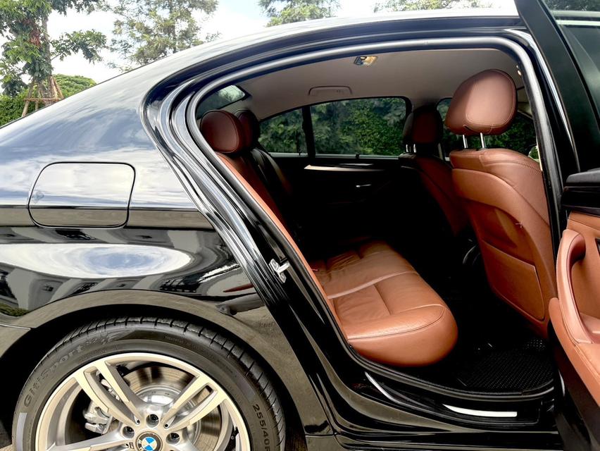BMW SERIES 5 520D ปี 2015 รูปที่ 12