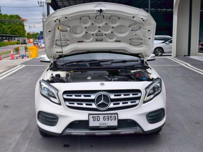 รหัสรถ KPV6959 2020 BENZ GLA-250 AMG สีขาว 17