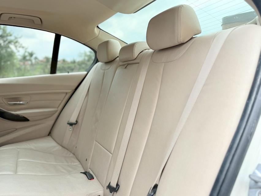 รหัสรถ SG4329 Bmw 320D (F30)ชุดแต่ง M3 ปี2013 12