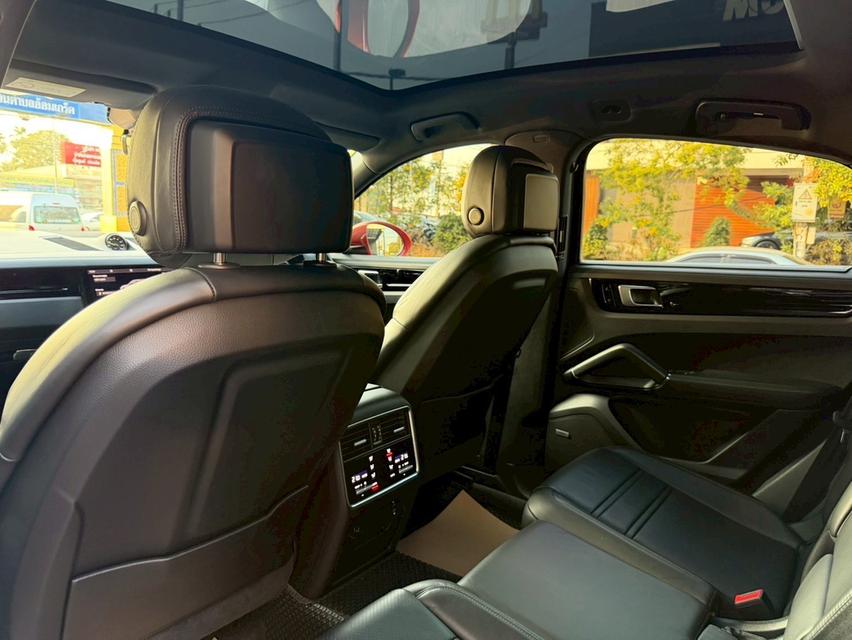 รหัสรถ KPV4781 2021 Porsche Cayenne S E-Hybrid Coupe สี Lava Orange รูปที่ 18