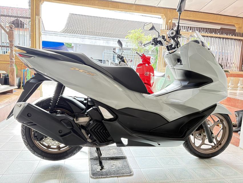 PCX160 ABS โฉม2023 ผ่อนได้ ไม่ต้องค้ำ มีประกัน มีเก็บปลายทาง เอกสารครบ สภาพใสกริ๊บ เครื่องเดิม ศูนย์ดี วิ่ง6000 ปลายปี66 6