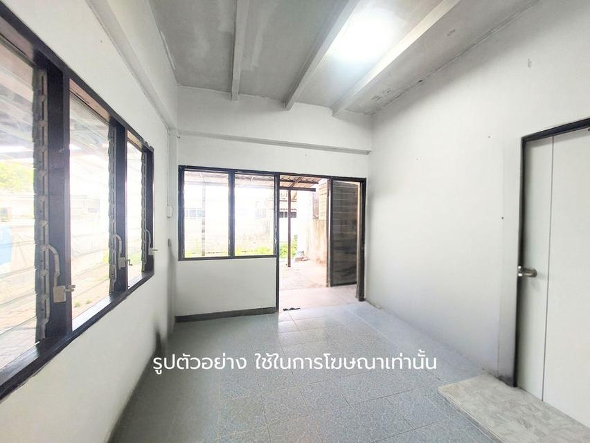 บ้านแฝด 2.79 ล้านบาท! ทำเลโคตรสะดวก ติดถนนติวานนท์ ใกล้ Central แจ้งวัฒนะ และ BTS สถานีปากเกร็ด! 4