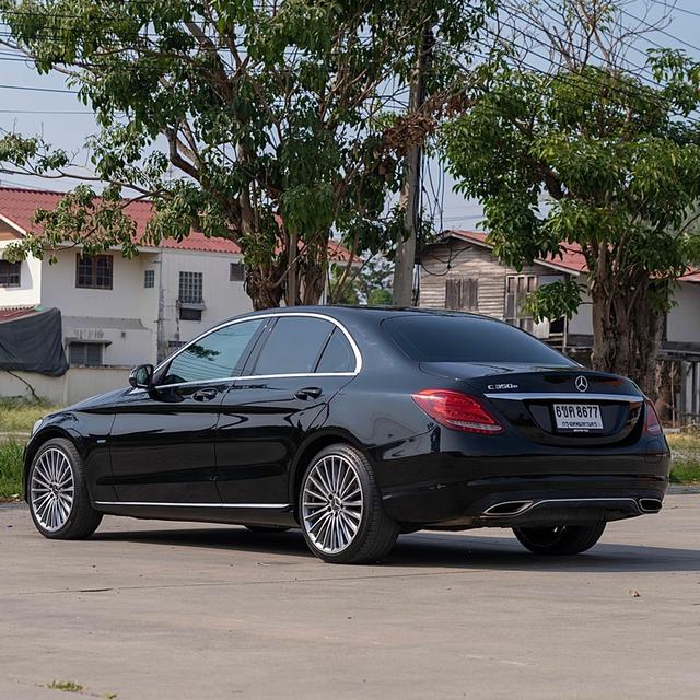 รหัสรถ 12AT8677 MERCEDES BENZ C350e 2.0 Avant-garde โฉม W205 ปีจด 2018