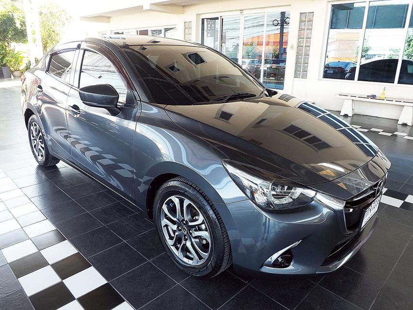 รหัสรถ KCY7239 MAZDA 2 SKYACTIVE 1.5XD Sports High Plus L AUTO ปี 2017 สีเทา