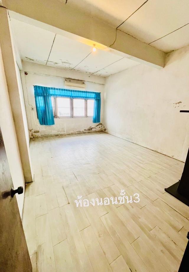 ขายอาคารพาณิชย์ 3 ชั้น  ซอยอ่อนนุช 76/1 5