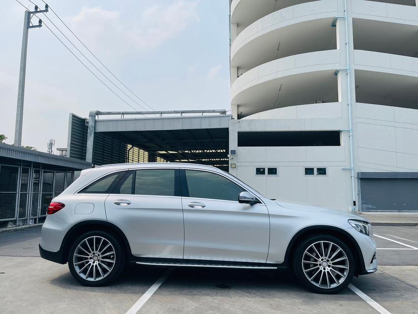 MERCEDES-BENZ GLC250D AMG dynamic โฉมW253 Diesel ปี2016 3