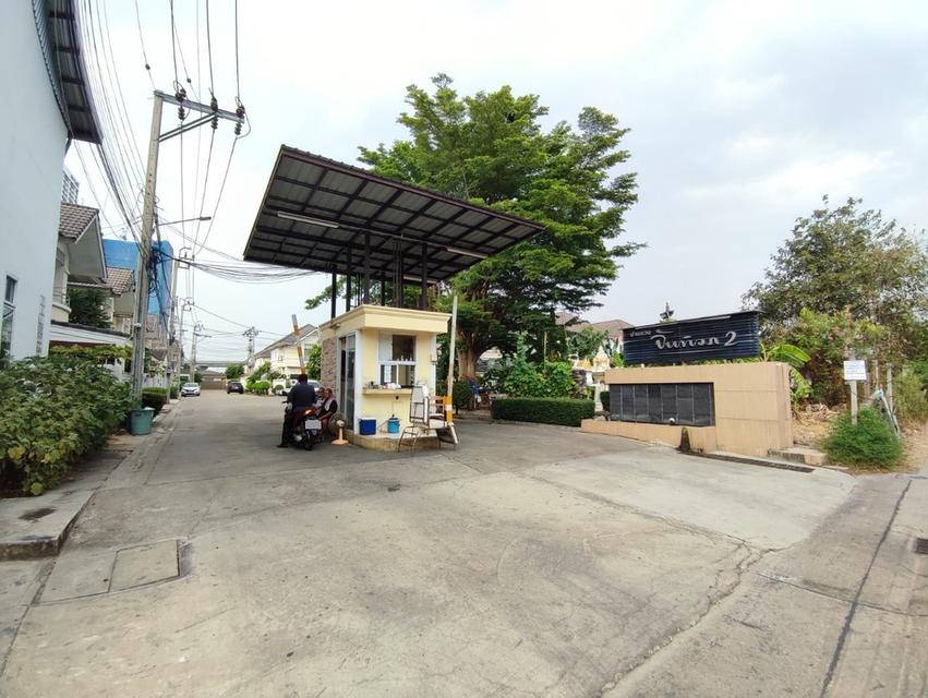 ขายบ้านแฝด 2 ชั้น หมู่บ้าน บ้านสวนจันทิมา2 ซอยนนทบุรี 8 2