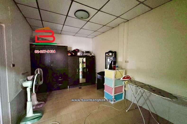 บ้านเดี่ยว เนื้อที่ 39.5 ตร.ว. หมู่บ้านเทพทิพย์นิเวศน์ ซอยย่อย 7 (ซอยสายไหม 10) ถนนพหลโยธิน แขวงสายไหม เขตสายไหม 8