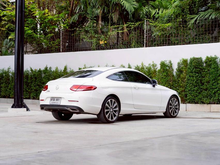 Benz C250 Coupe Sport ปี17 7