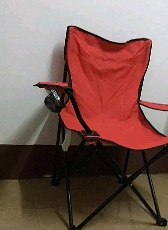 พร้อมขายเก้าอี้สนาม สีแดง 3