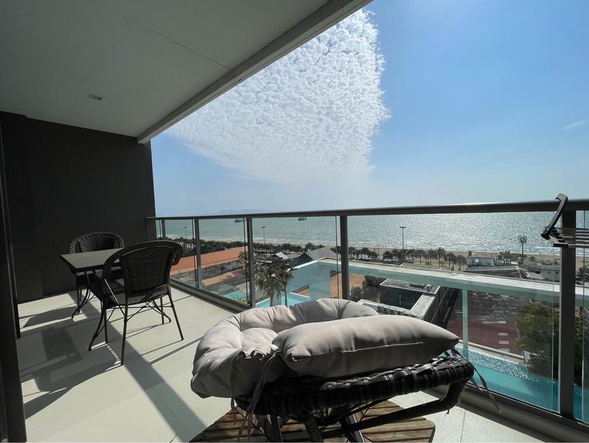 Selling Aeras Beachfront 5.6 million 10