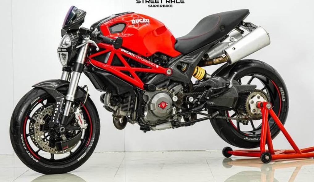 ขาย Ducati Monster 796 สีแดง 1