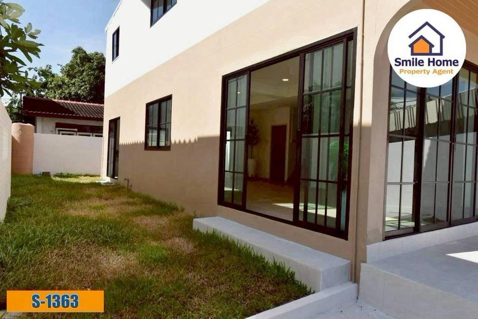 หมู่บ้านถาวรนิเวศน์2 ซอยบางนาตราด12 รีโนเวทใหม่ทั้งหลัง 9