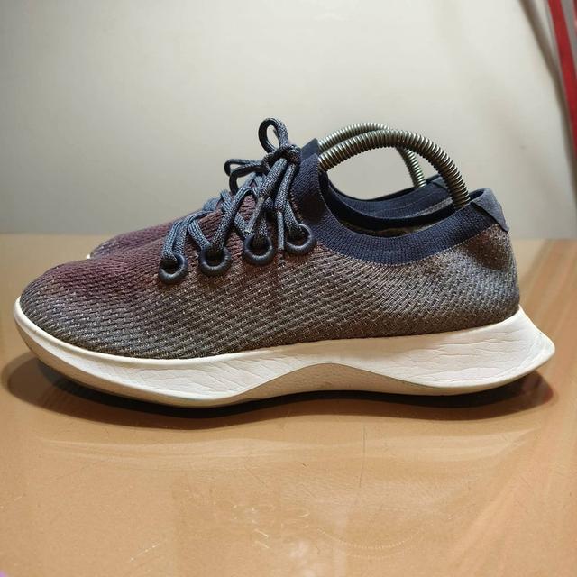 allbirds Size 42 Price 690