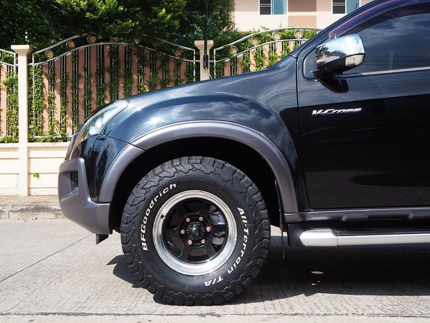 ISUZU D-MAX ALL NEW CAB-4 V-Cross 3.0 VGS Z-Prestige Navi 4WD ปี 2012 เกียร์AUTO 4X4  6