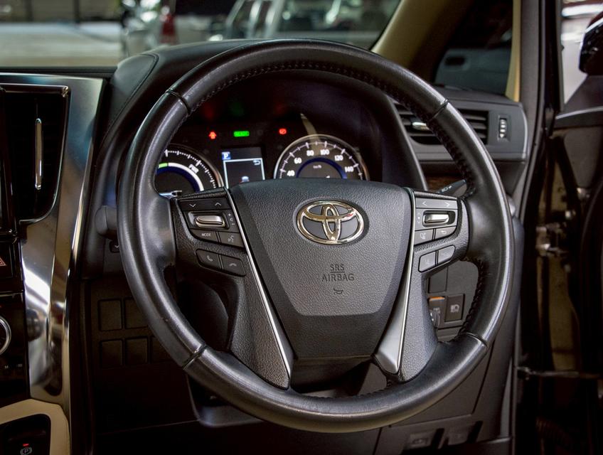 TOYOTA ALPHARD 2.5 X HYBRID 4WD ปี 2022 7