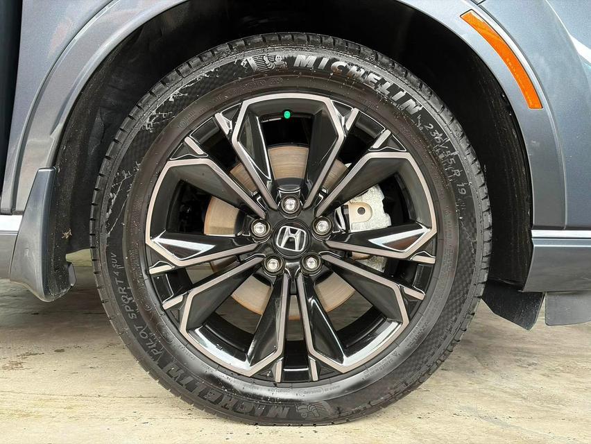 ปี 2023 HONDA CRV 2.0 eHEV RS 4WD สีเทา เบนซิน+ไฟฟ้า รูปที่ 12