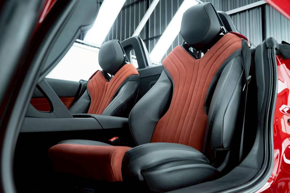 รหัสรถ PR76868 MG Cyberster Roadster EV ( 100Th Anniversary ) รูปที่ 12