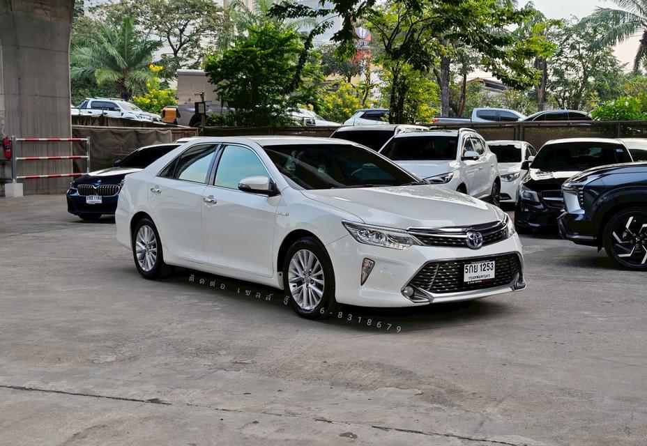 Toyota Camry 2.5 HYBRID ปี 2016 