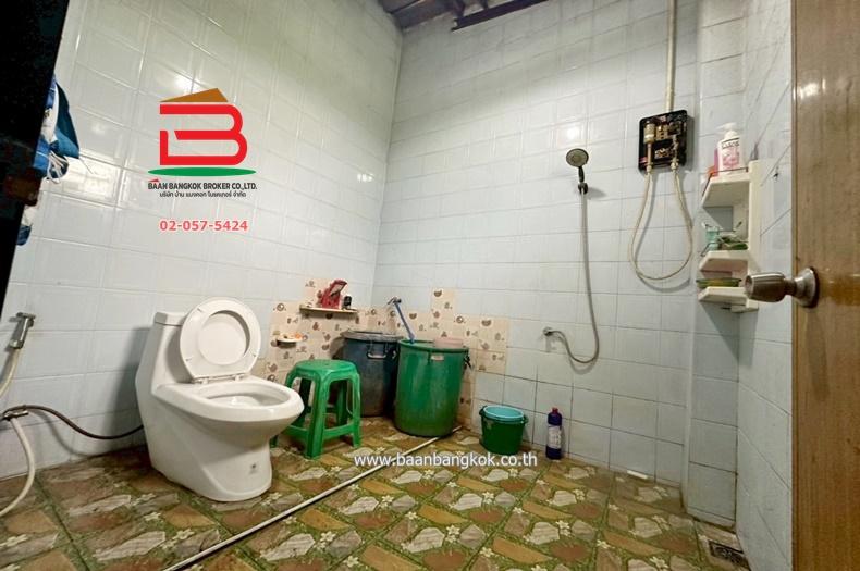  ทาวน์เฮาส์ หมู่บ้าน อัมพรเพลส 2 สุขาภิบาล 5 เนื้อที่ 37.5 ตารางวา สุขาภิบาล 5 ซอย 41, ใกล้ตลาดออเงิน แขวงท่าแร้ง เขตบางเขน กรุงเทพมหานคร 10