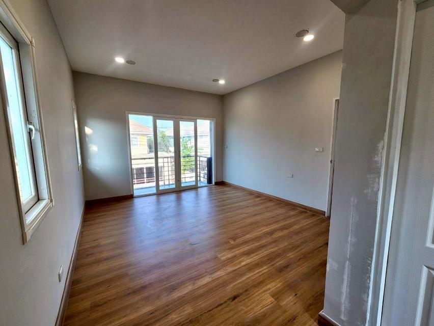 ขายบ้านมือสองตกแต่งใหม่  โครงกการ เพอร์เฟคเพลส2 รัตนาธิเบศร์ (Perfect Place 2 Rattanathibet) แบรนด์ Property Perfect เนื้อที่ 64.7 ตร.ว. 12