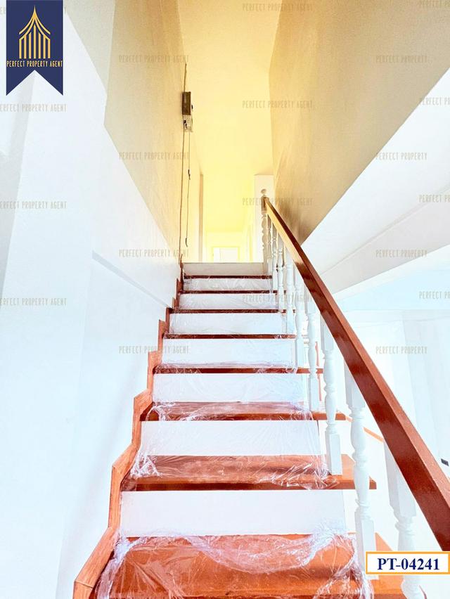 ขาย ทาวน์เฮาส์สวีทโฮมตกแต่งใหม่ราคาย่อมเยาว์ 6