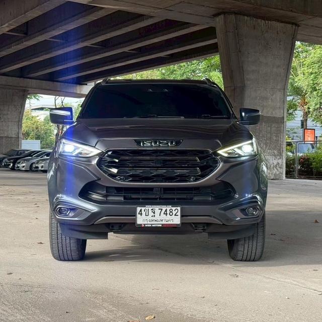 ðĨāļāļĢāļĩāļāļēāļ§āļāđ MU-X āļĢāļāļŠāļ§āļĒāļĄāļ·āļāđāļāļĩāļĒāļ§ āļāļĩāđāļŦāļĄāđ āđāļĄāļĨāđāļāđāļāļĒ Isuzu MU-X 1.9 ULTIMATE 2WD AT āļāļĩ 2023 āļĢāļđāļāļĒāđāļāļĒāļāļĩāđ 3