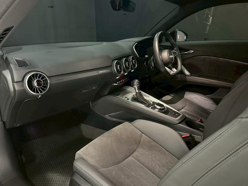 Audi TT Coupe 45 Tfsi Quattro 4WD ปี 2021 วิ่งเพียง 69,xxx โล Minor Change แล้ว หล่อมาก หาอยู่ห้ามพลาดนะคะ 19