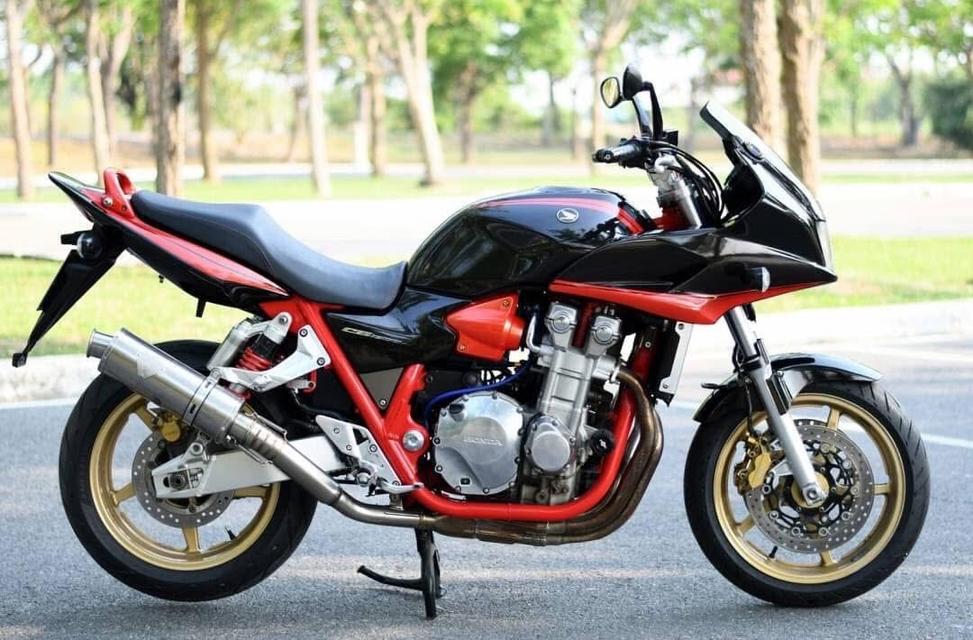 ขาย Honda CB1300 ปี 2005 เอกสารครบทะเบียนแท้หายาก