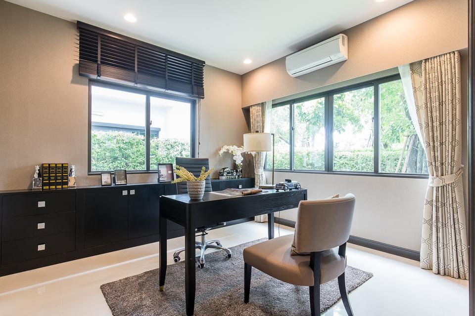ให้เช่าบ้านเดี่ยว 2 ชั้น เศรษฐสิริ กรุงเทพกรีฑา 5 ห้องนอน 5 ห้องน้ำ พื้นที่ใช้สอย 393 ตรม.หลังมุม พื้นที่สวนข้างบ้าน จอดรถได้ 4 คัน พร้อมเ 14