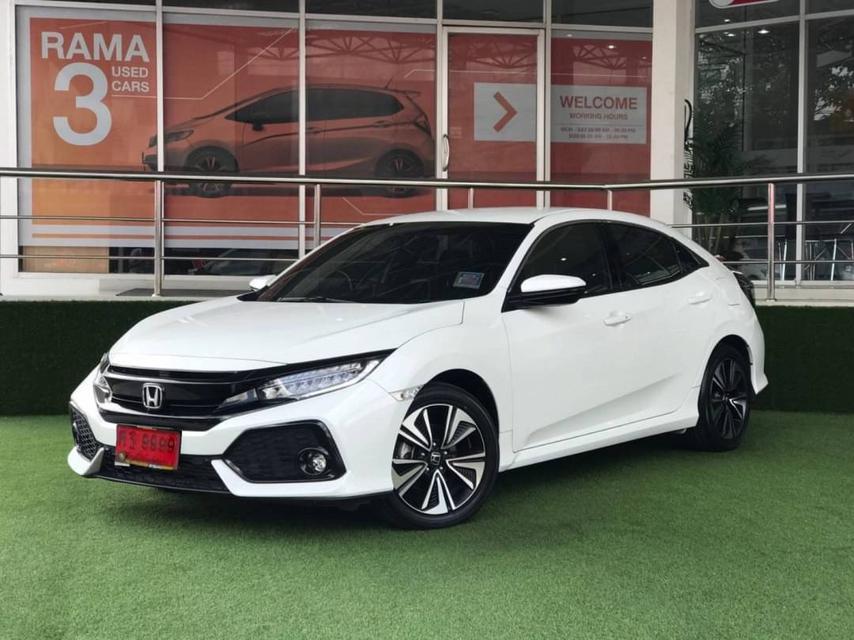  HONDA CIVIC HATCBACK 1.5 TURBO เกียร์AT สีขาว ปี2017 2