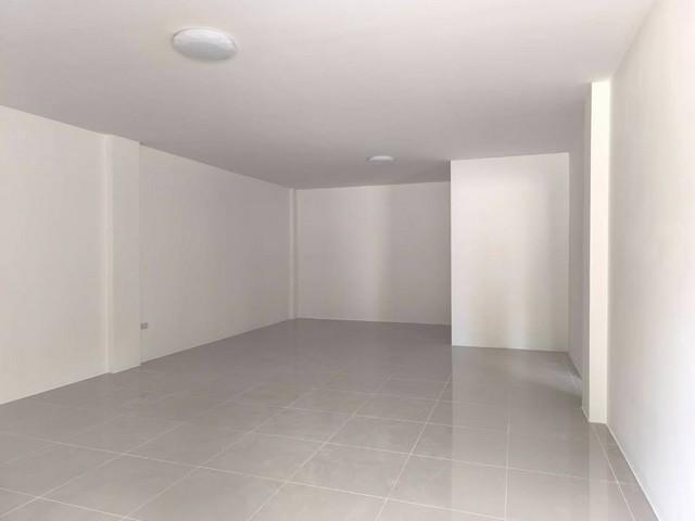 รหัสC6997 ให้เช่าโกดังพร้อมออฟฟิศ 2ชั้น ถนนเทพกุญชร คลองหนึ่ง ปทุมธานี ใกล้ตลาดไท 6