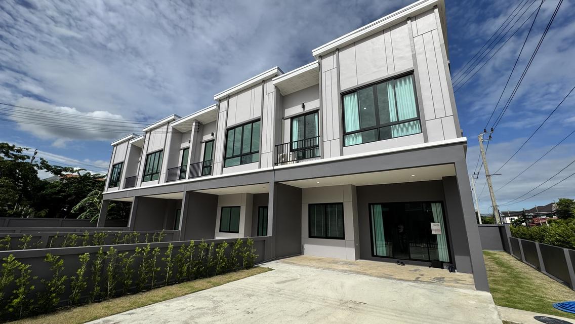 โครงการใหม่ Narit Ville ทาวน์โฮม 2 ชั้น 4 ห้องนอน 4 ห้องน้ำ 18