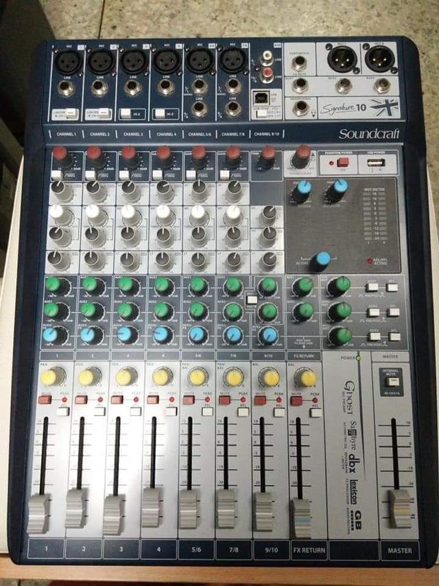 SOUNDCRAFT Signature 10 Compact analogue mixing ของแท้ ใช้งานปกติ (สภาพ 90+)