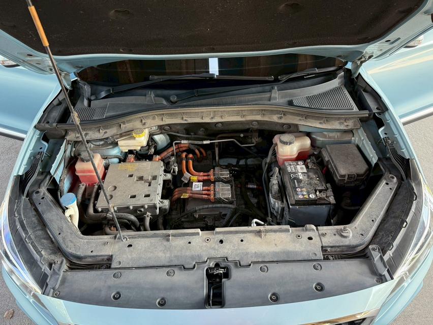 MG ZS EV 18