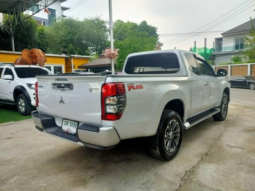  Mitsubishi Triton 2.4 MEGA CAB  GT Plus AT 2021 5