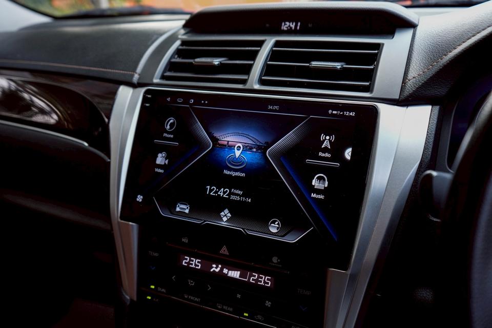 รหัสรถ CBL2383 TOYOTA CAMRY 2.5 Hybrid AT 2017 18