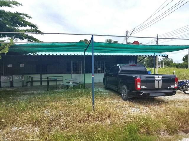 ขายบ้านพร้อมที่ดินหนองบอนแดงบ้านบึงชลบุรีทำเลดี ติดถนนซอยหลัก เหมาะสำหรับ ค้าขาย อยู่อาศัย ห้องแถว