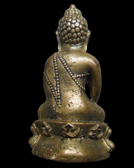 พระเครื่อง 8