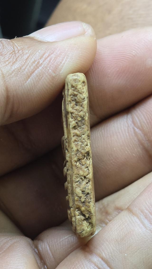 พระสมเด็จวัดระฆัง พิมพ์ทรงเจดีย์ใหญ่ 4