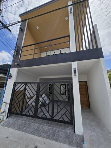 For Sales : Thalang, 2-story townhouse, 4 Bedrooms 3 Bathrooms 2