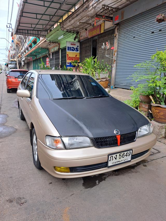 Nissan Sunny  1