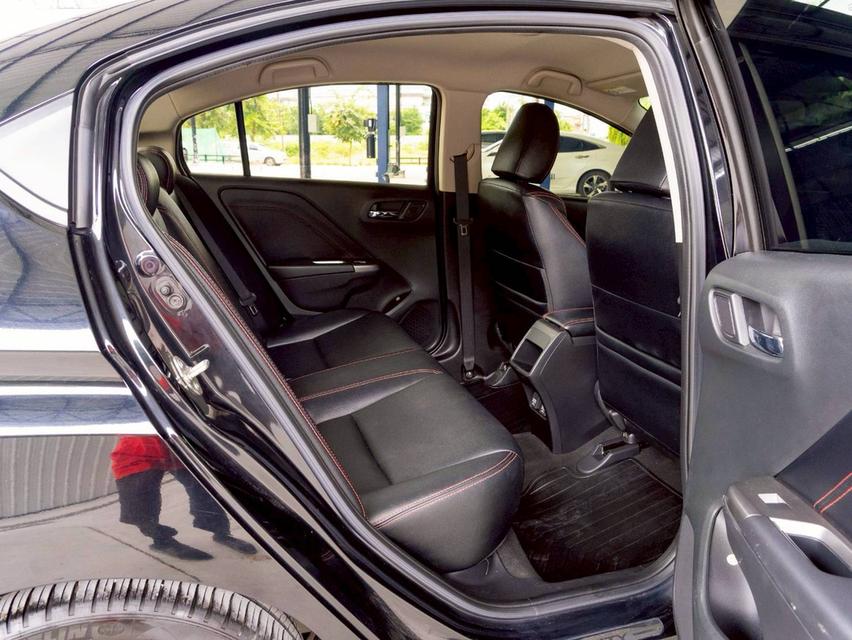 HONDA CITY 1.5SV  ปี 2018 ประกันเครื่องเกียร์3ปี/ 30,000 km. 18