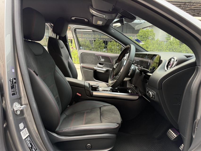 #Mercedes Benz GLA200 1.3 W247 AMG Dynamic SUV ปี 2021 รูปที่ 9