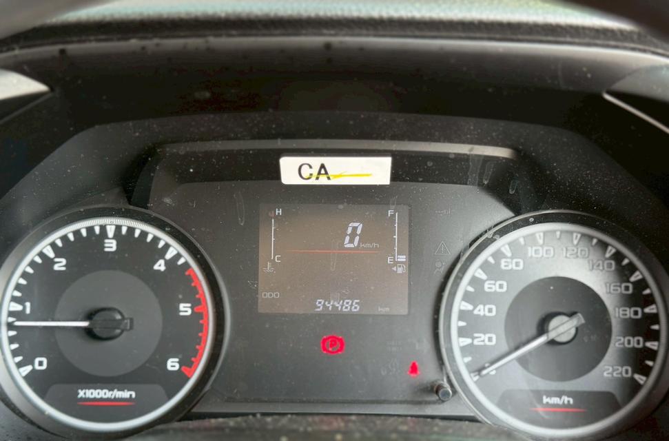 ปี 2023 ISUZU D-MAX, 1.9 Ddi S โฉม SPARKปี19-ปัจจุบัน สีขาว เกียร์ธรรมดา6สปีด รูปที่ 9