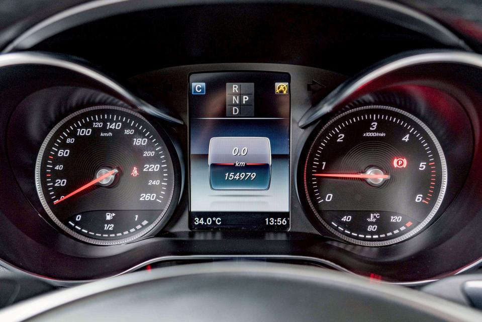 รหัสรถ NP929 BENZ GLC 250d 4MATIC AMG 2018 16