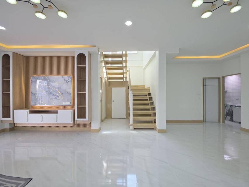 หมู่บ้านบุรีรมย์ เลียบคลองสอง 23 10