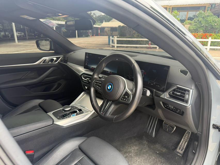 BMW i4 eDrive35 M sport ปี 2023 ไมล์ 60,xxx km. รถมือเดียว รูปที่ 7